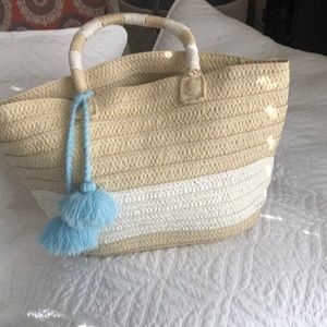 ALTRU straw bag